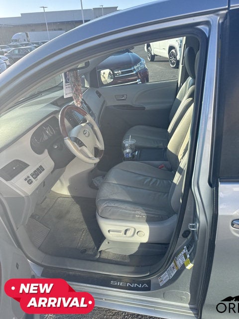 2014 Toyota SIENNA LTD 3.5L Ltd