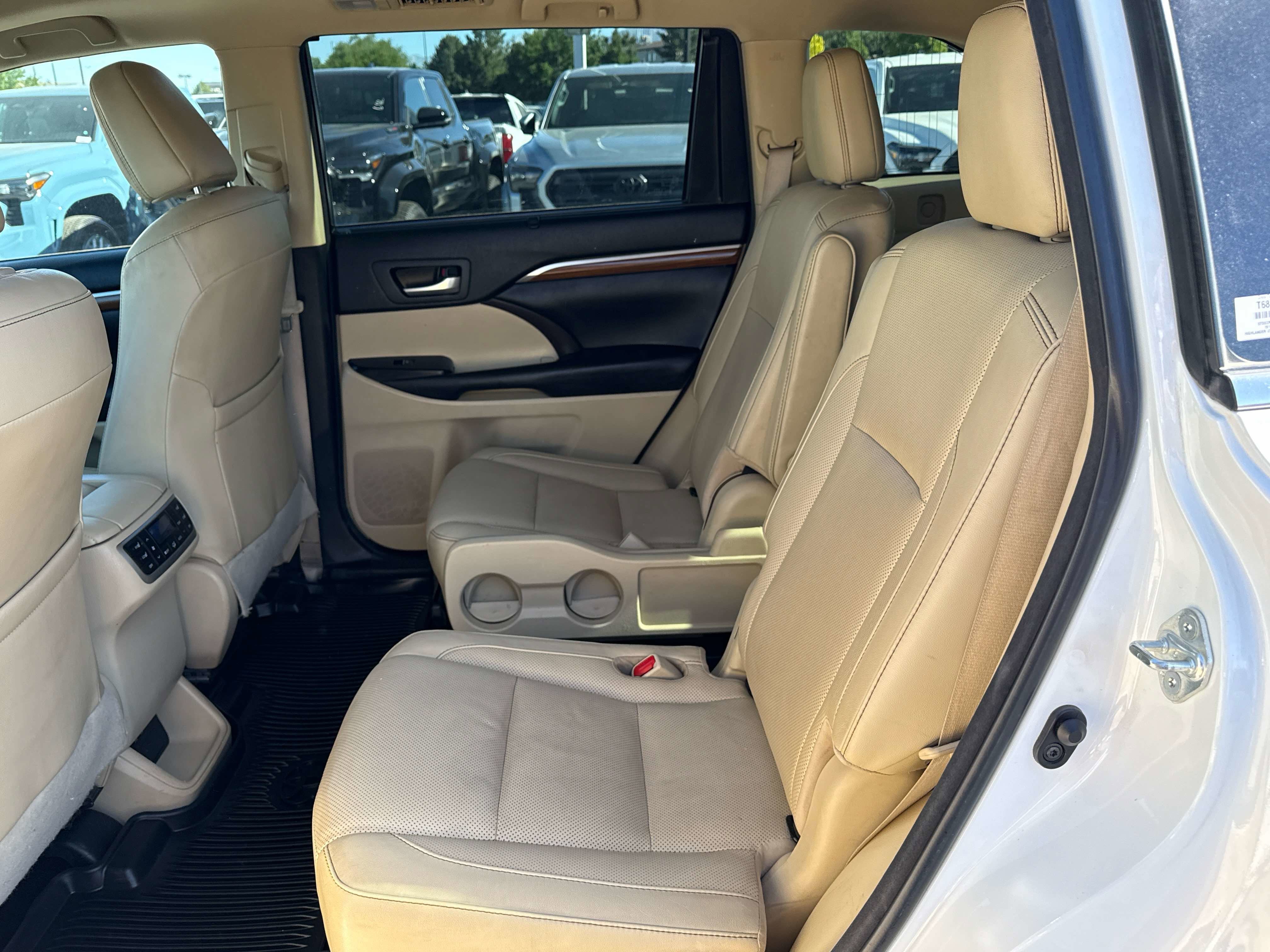 2018 Toyota Highlander Limited Platinum