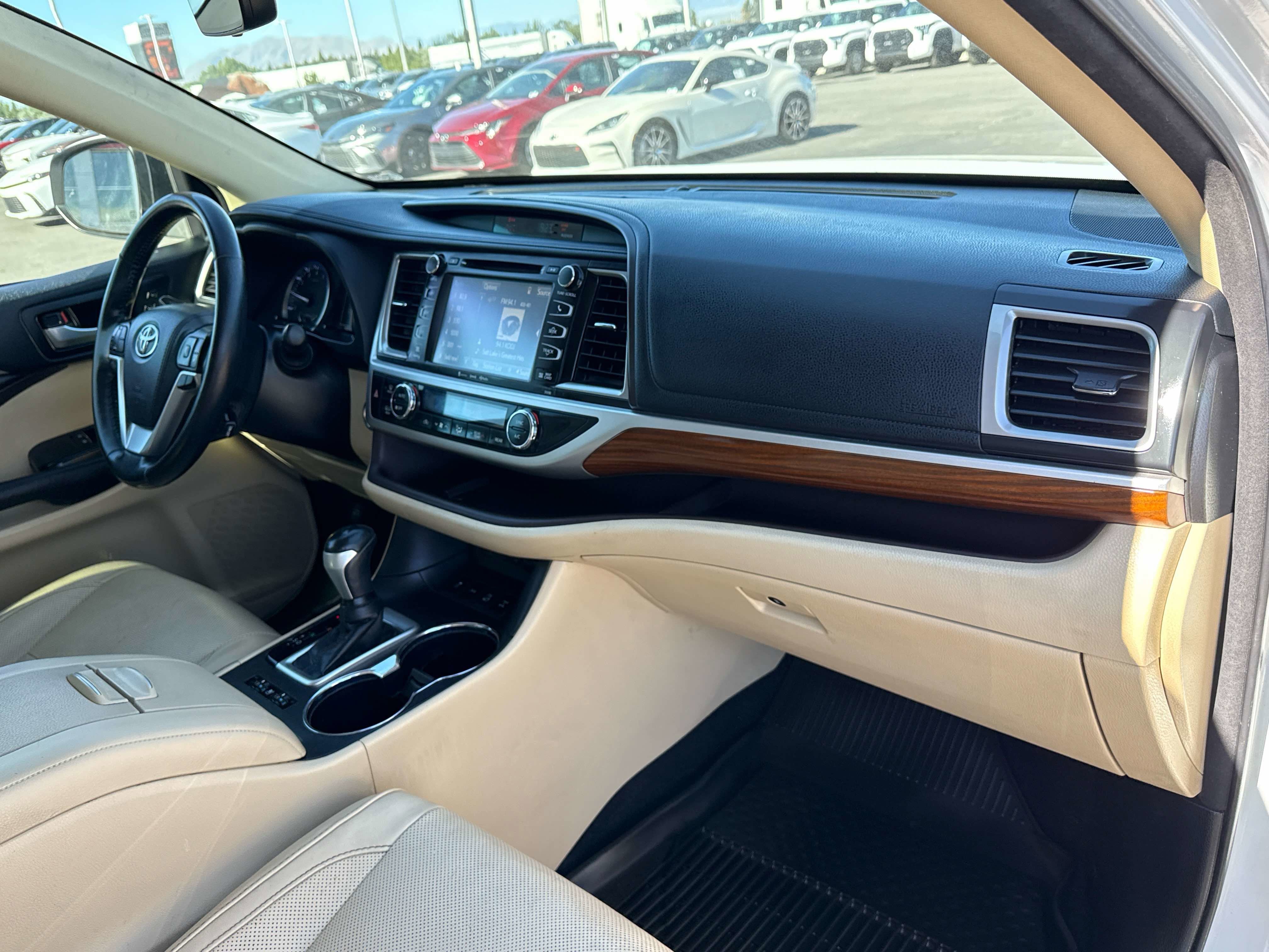 2018 Toyota Highlander Limited Platinum
