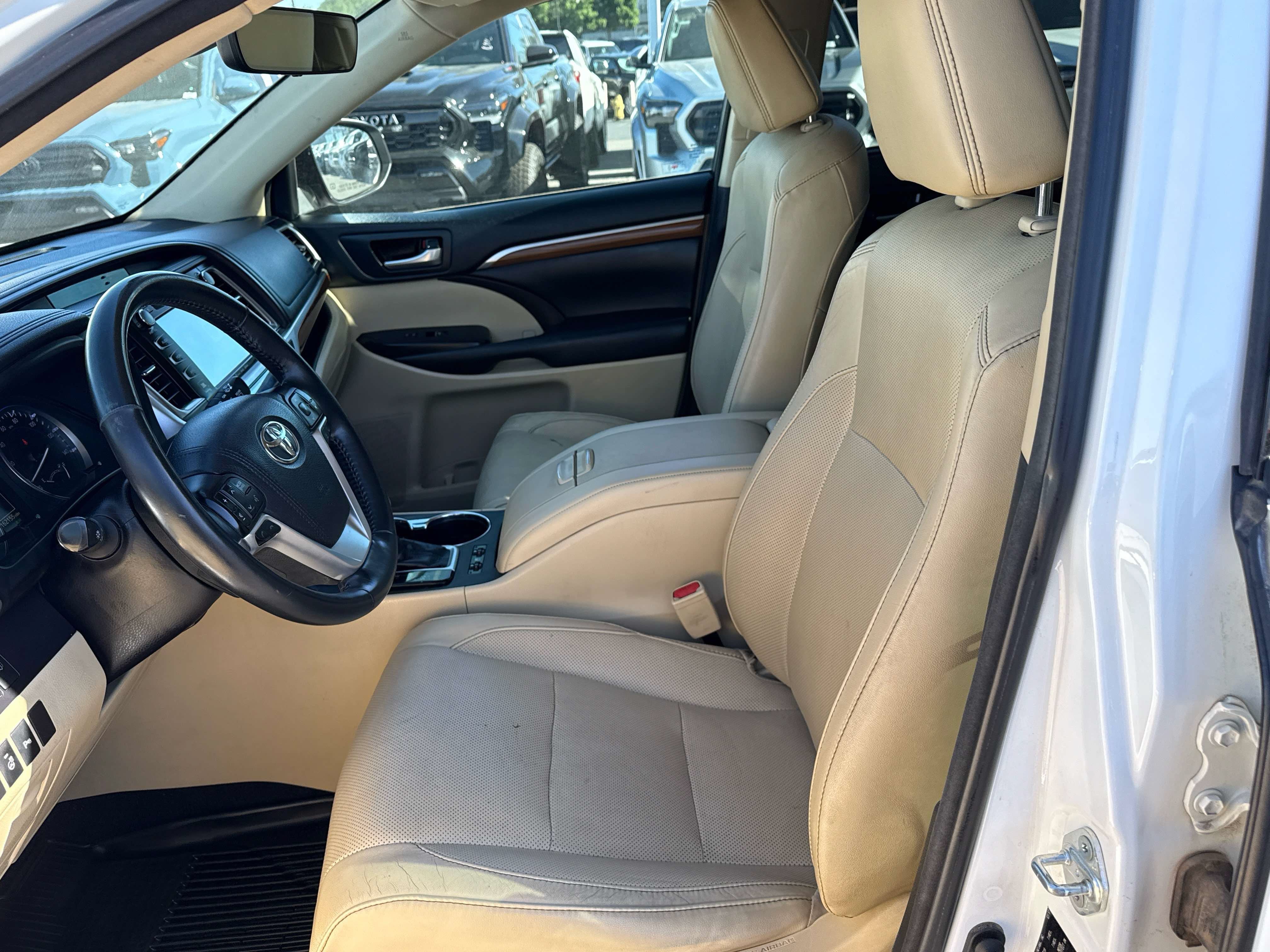 2018 Toyota Highlander Limited Platinum
