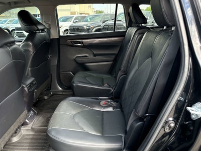 2023 Toyota Highlander Hybrid Hybrid Platinum