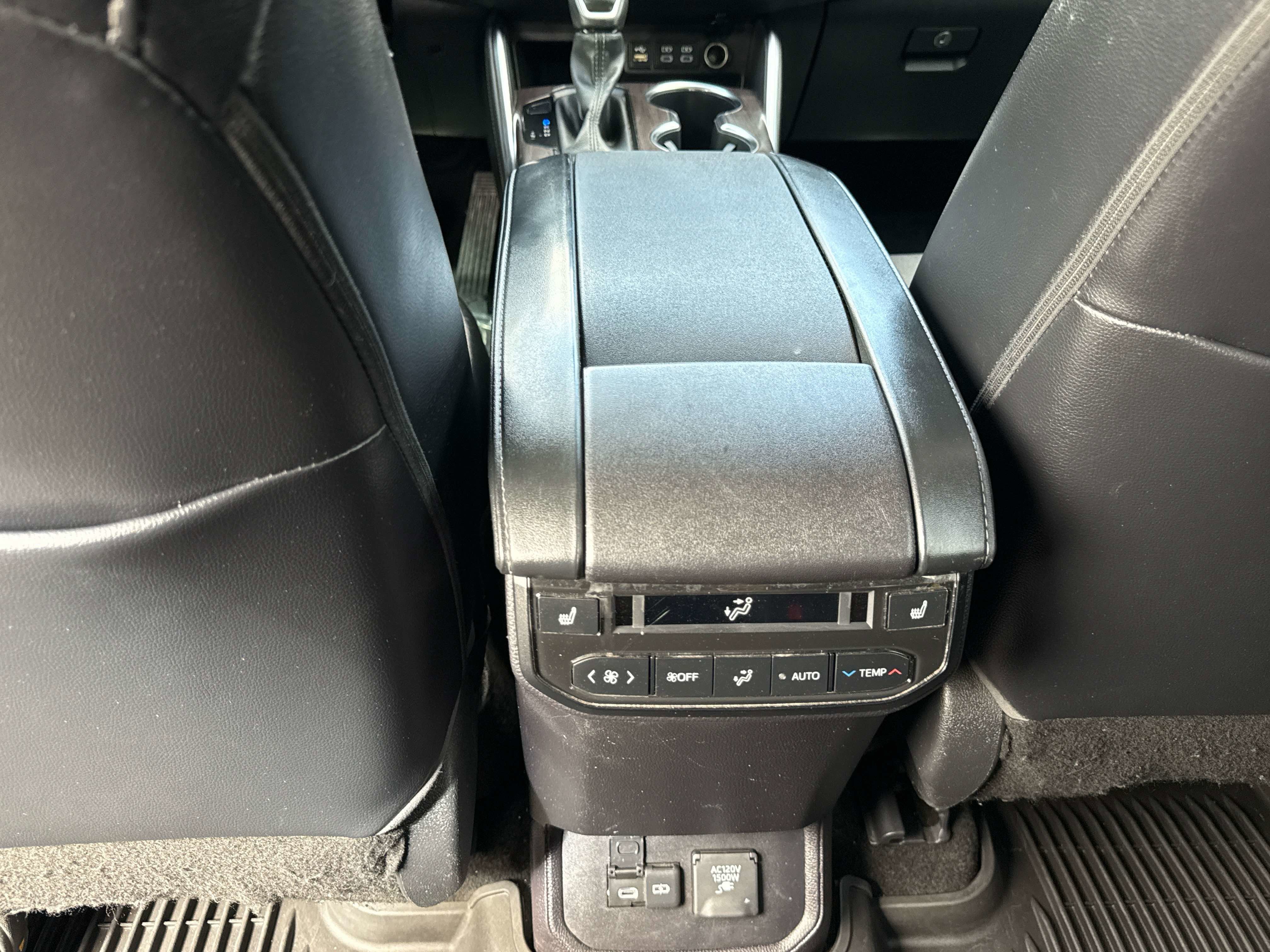 2023 Toyota Highlander Hybrid Hybrid Platinum