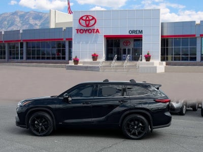 2023 Toyota Highlander Hybrid Hybrid Platinum