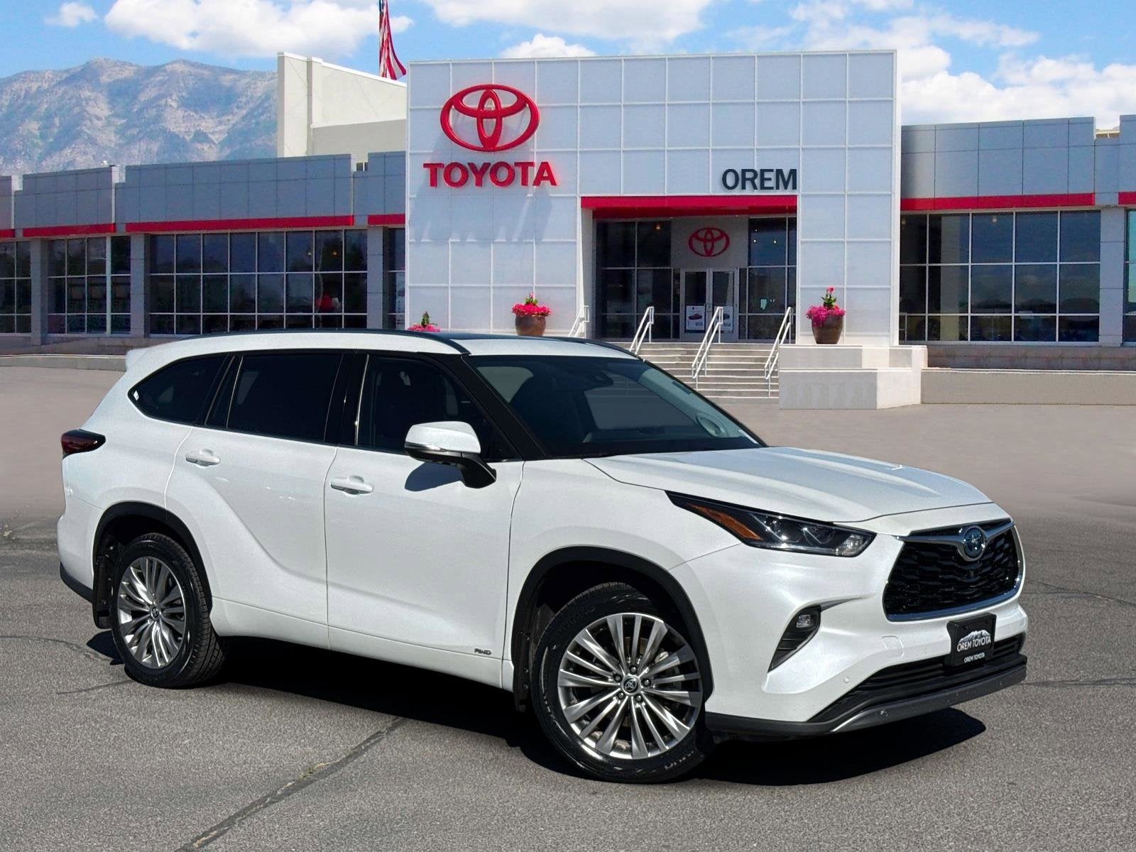 2022 Toyota Highlander Hybrid Hybrid Platinum