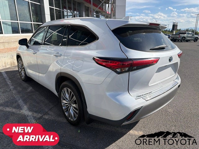 2022 Toyota Highlander Hybrid Hybrid Platinum