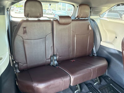 2023 Toyota SIENNA PLATINUM Platinum