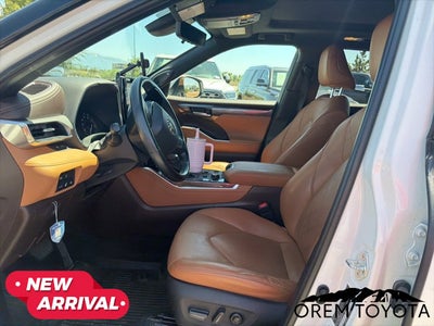 2021 Toyota Highlander Platinum