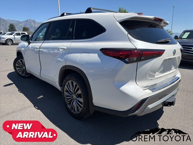 2021 Toyota Highlander Platinum