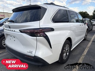 2023 Toyota Sienna XLE