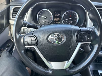 2018 Toyota HIGHLANDER XLE