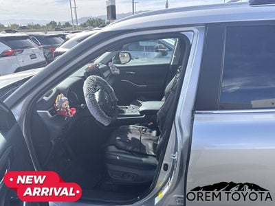 2023 Toyota Highlander Hybrid Hybrid XLE