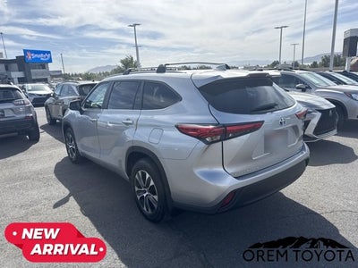 2023 Toyota Highlander Hybrid Hybrid XLE