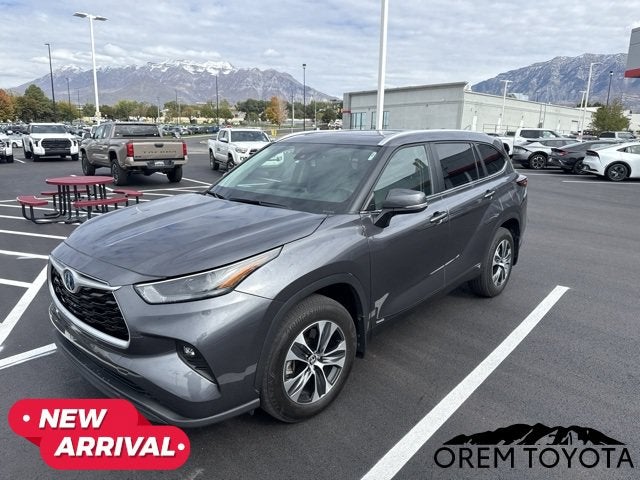 2024 Toyota Highlander Hybrid Hybrid XLE
