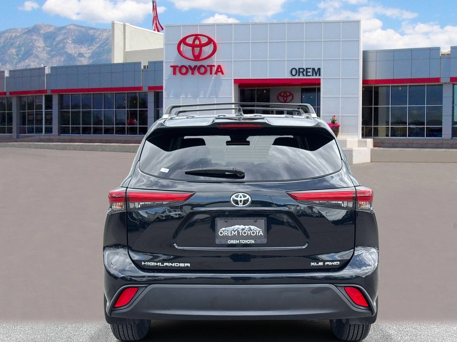 2023 Toyota HIGHLANDER XLE