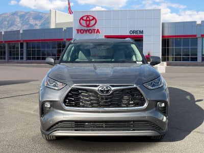 2026 Toyota Highlander Platinum