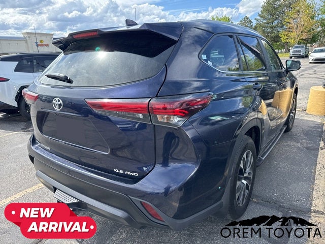2024 Toyota HIGHLANDER XLE