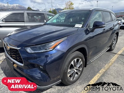 2024 Toyota HIGHLANDER XLE
