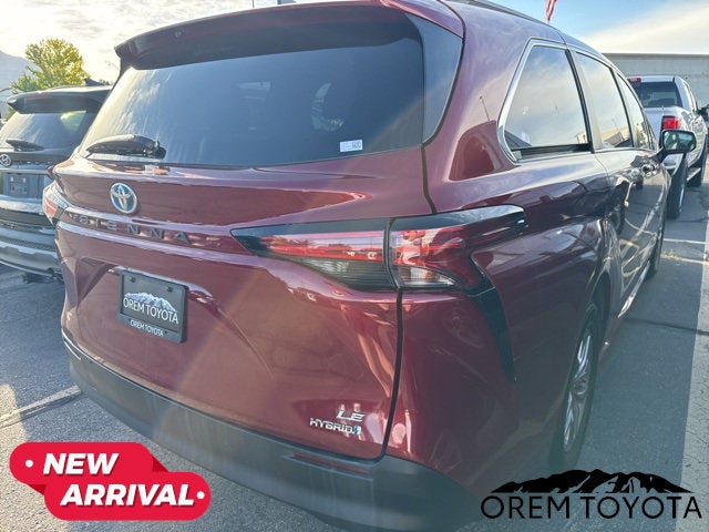 2022 Toyota SIENNA LE LE