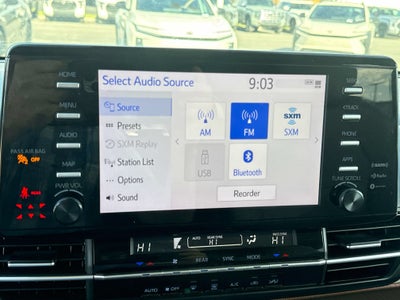 2024 Toyota Sienna LE