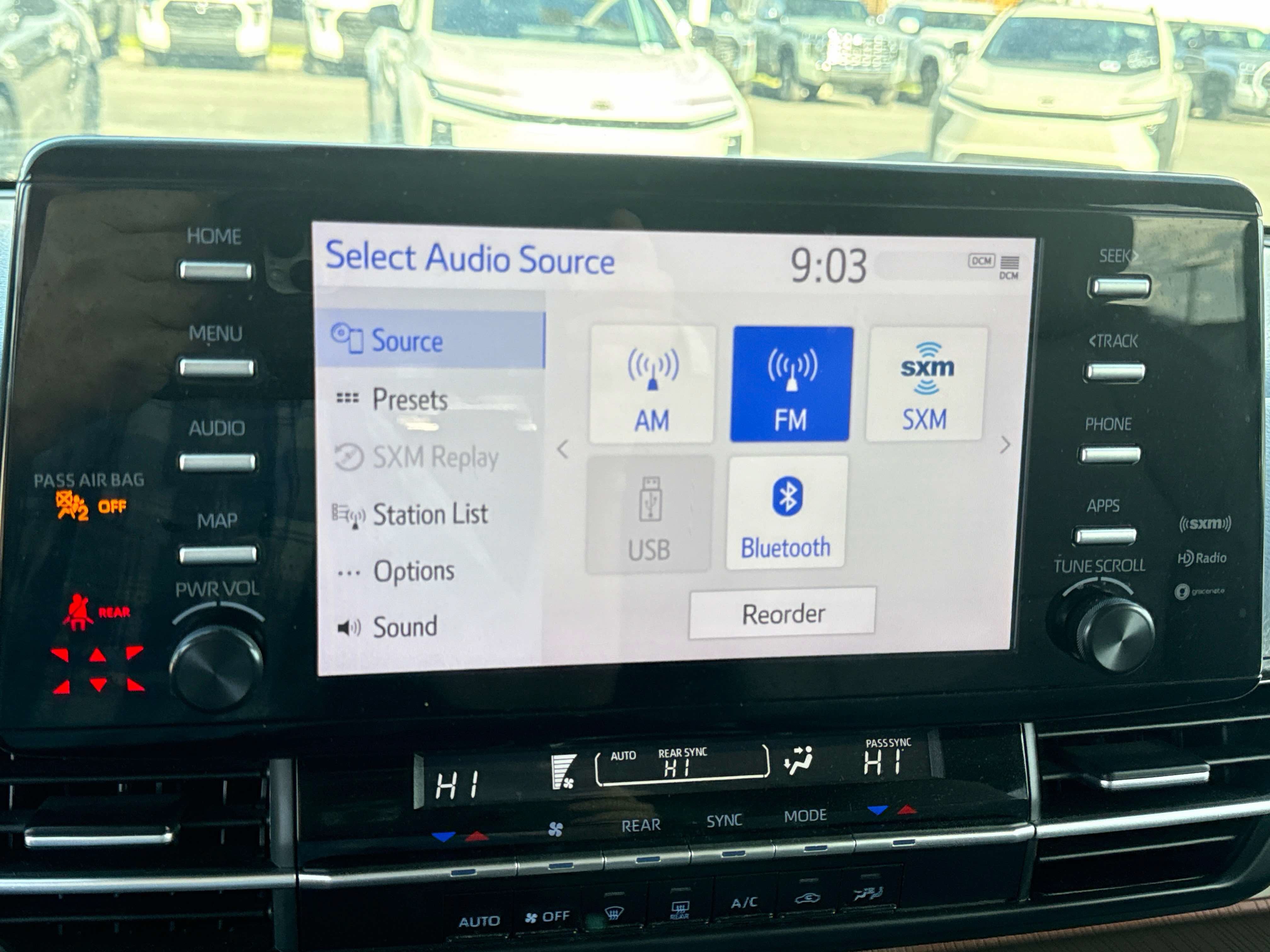 2024 Toyota Sienna LE