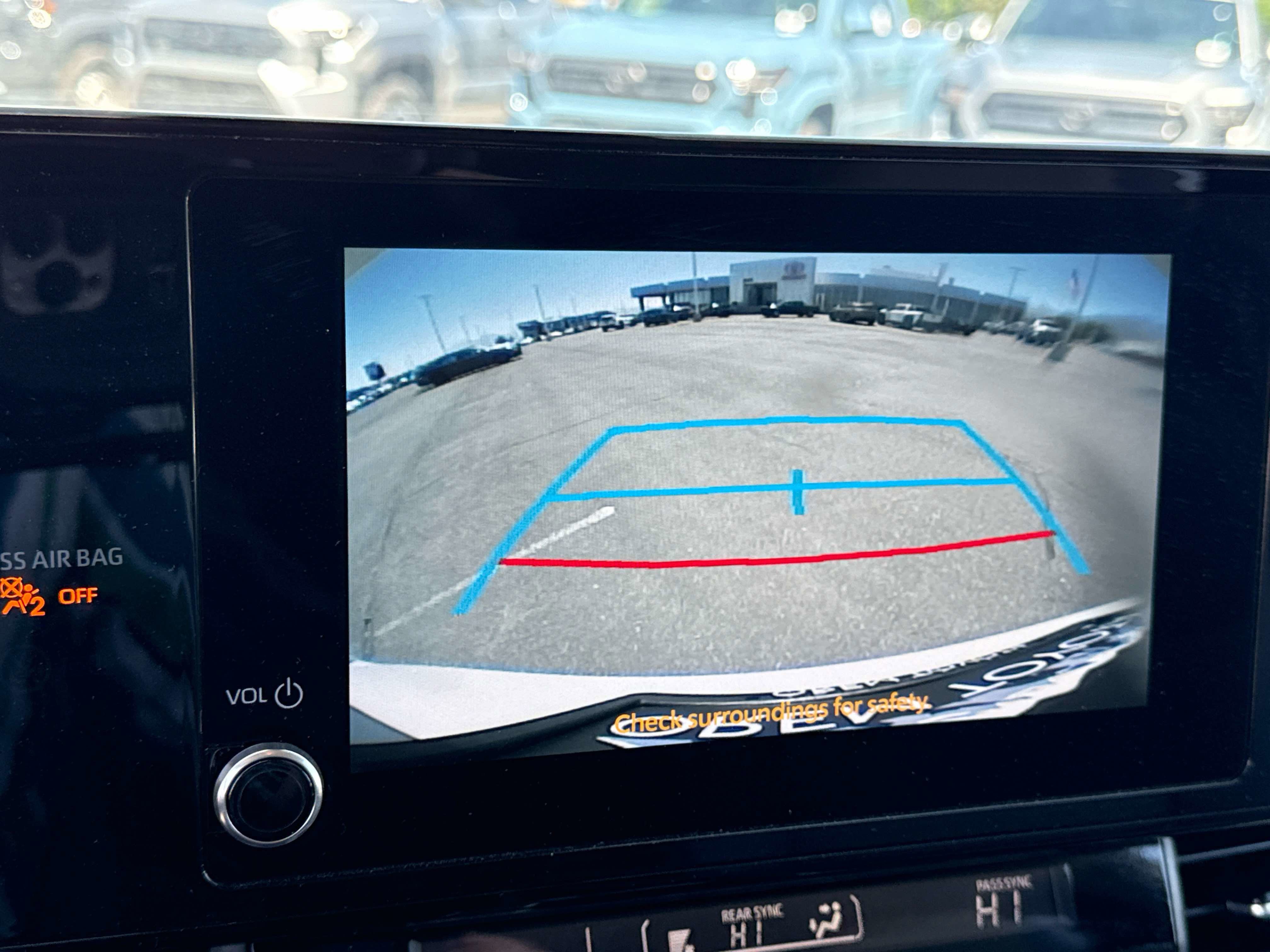 2025 Toyota SIENNA LE LE