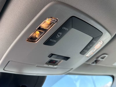 2025 Toyota SIENNA LE LE