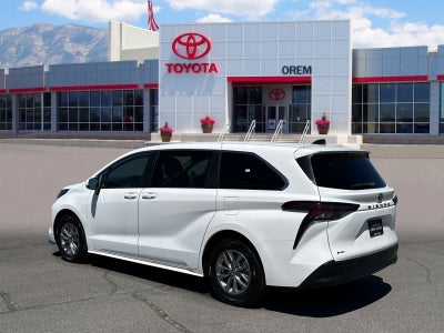 2025 Toyota SIENNA LE LE