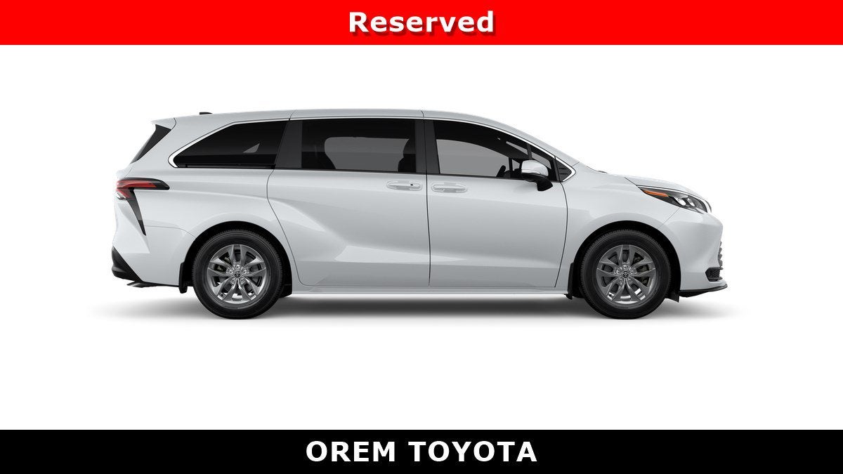 2026 Toyota Sienna LE