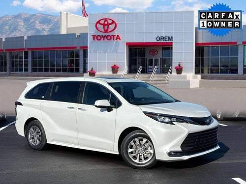 2023 Toyota Sienna XLE