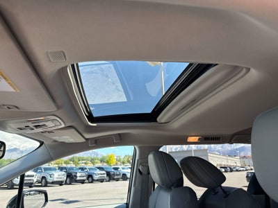 2024 Toyota SIENNA XLE XLE
