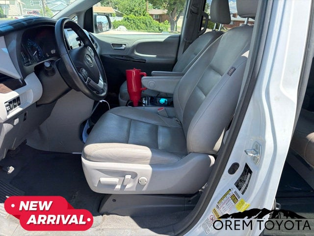 2017 Toyota Sienna XLE Premium