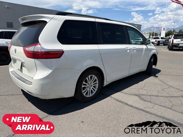 2017 Toyota Sienna XLE Premium