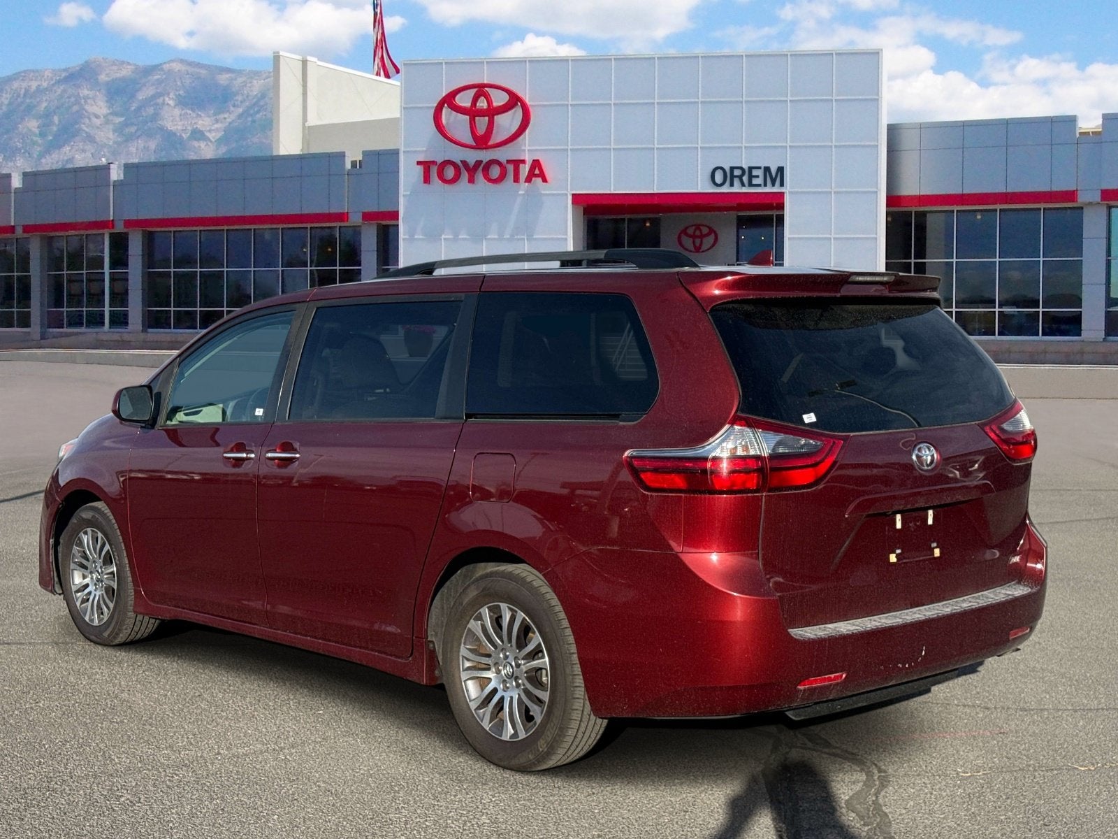 2020 Toyota Sienna XLE Auto Access Seat