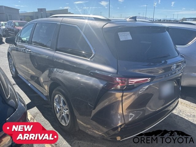 2023 Toyota Sienna Limited