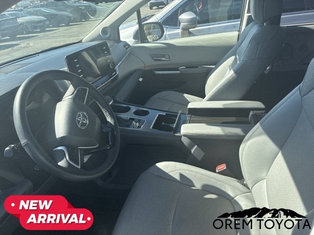 2023 Toyota Sienna Limited