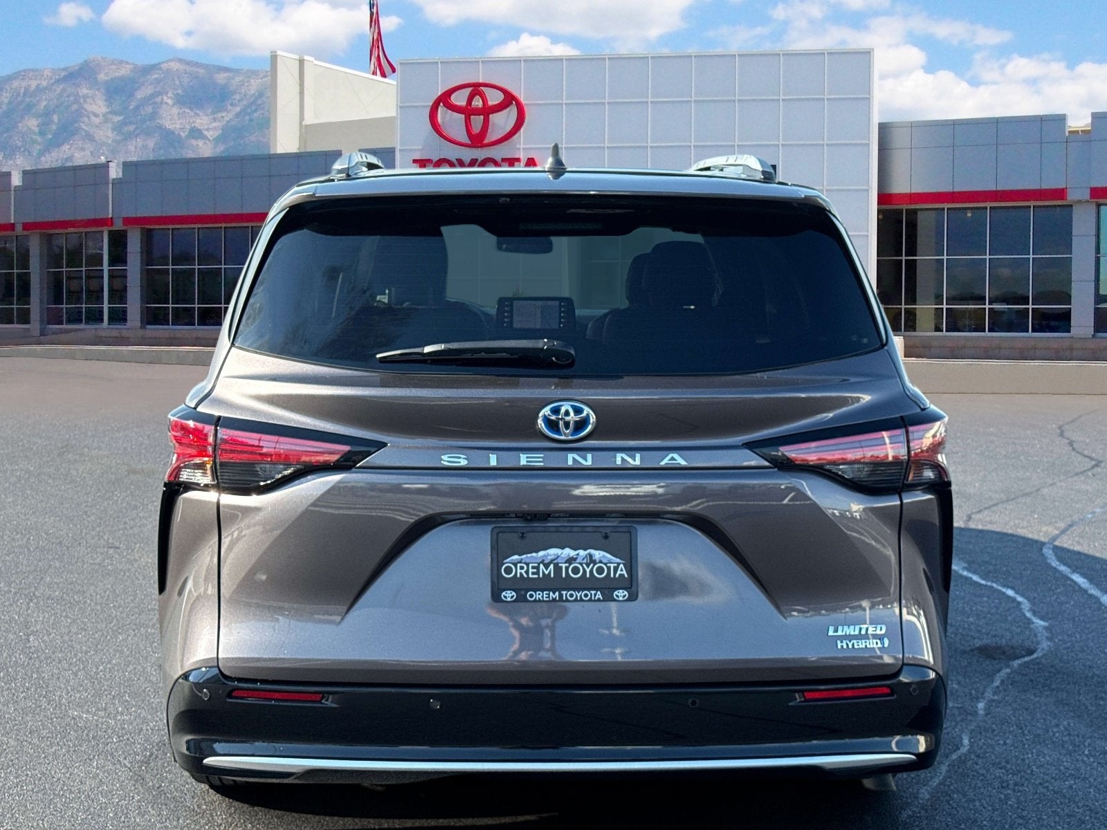 2023 Toyota Sienna Limited