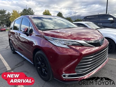 2025 Toyota Sienna Limited