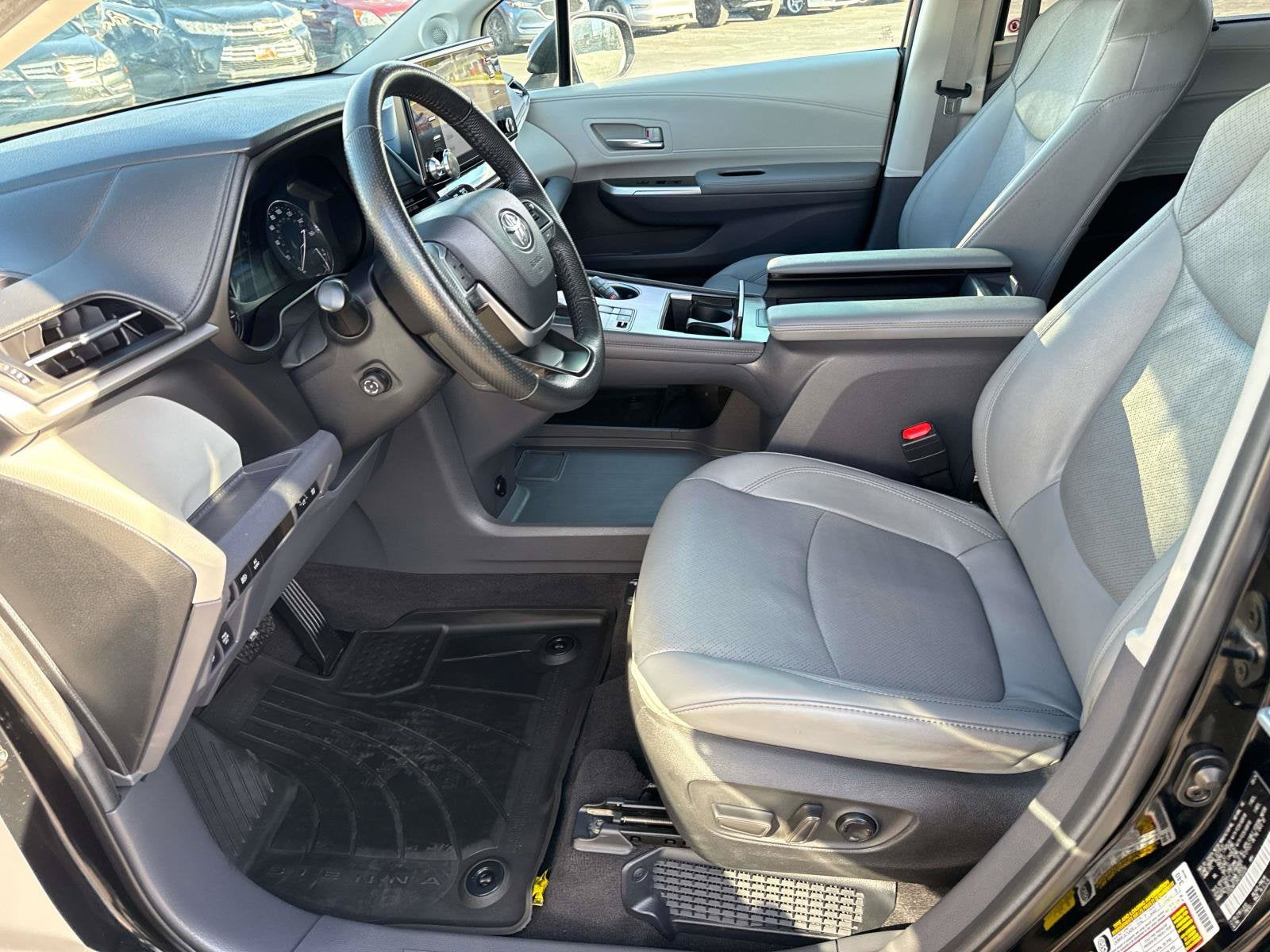 2024 Toyota Sienna Limited
