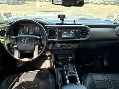 2017 Toyota TACOMA SR5 SR5