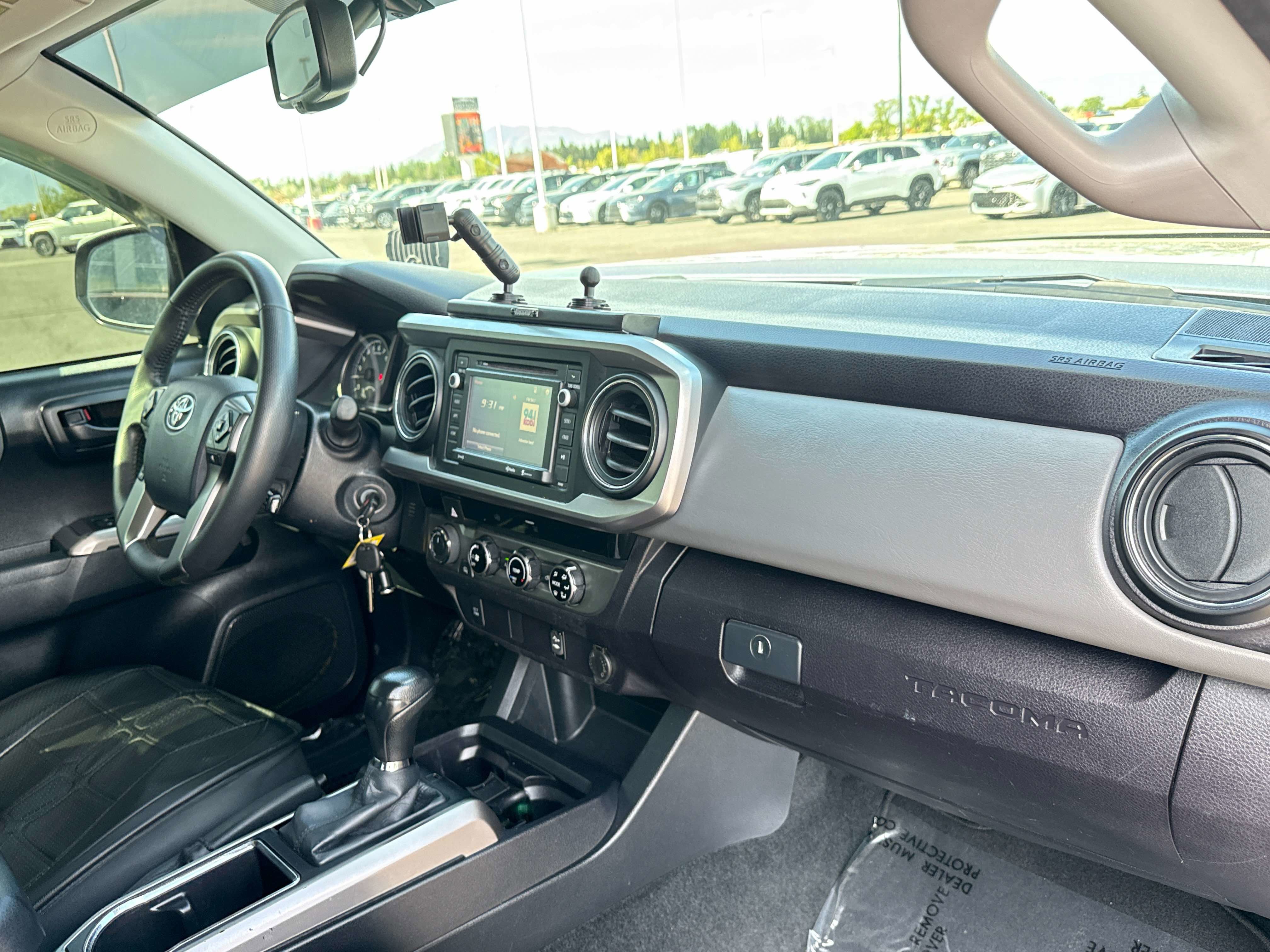 2017 Toyota TACOMA SR5 SR5