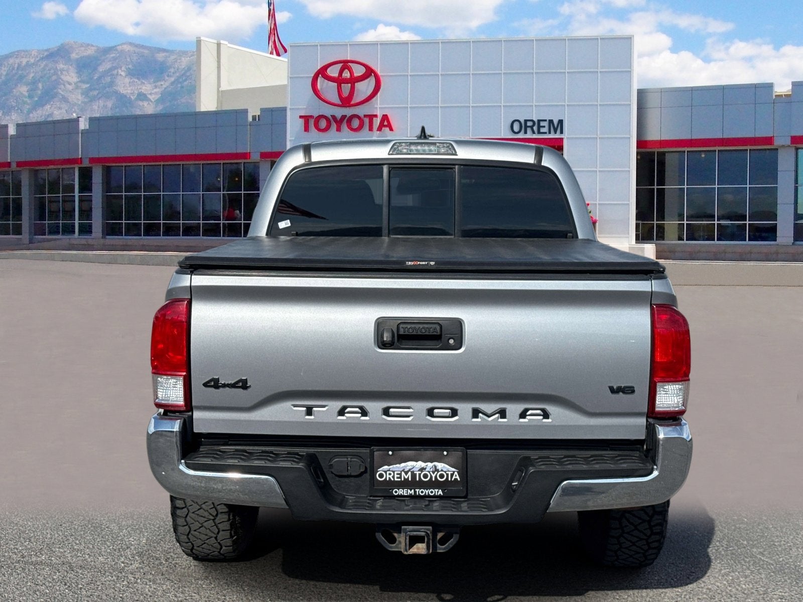 2017 Toyota TACOMA SR5 SR5