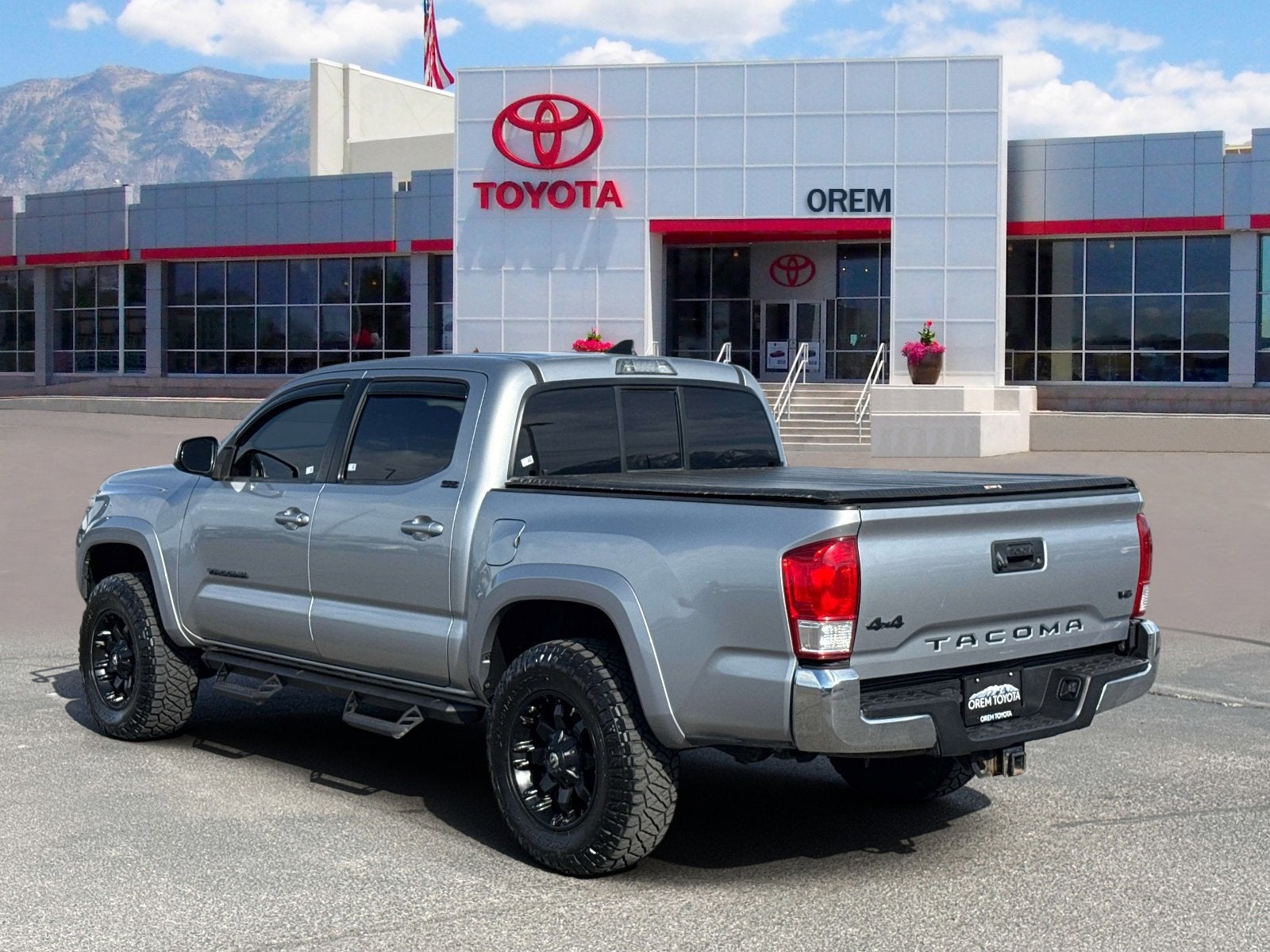 2017 Toyota TACOMA SR5 SR5