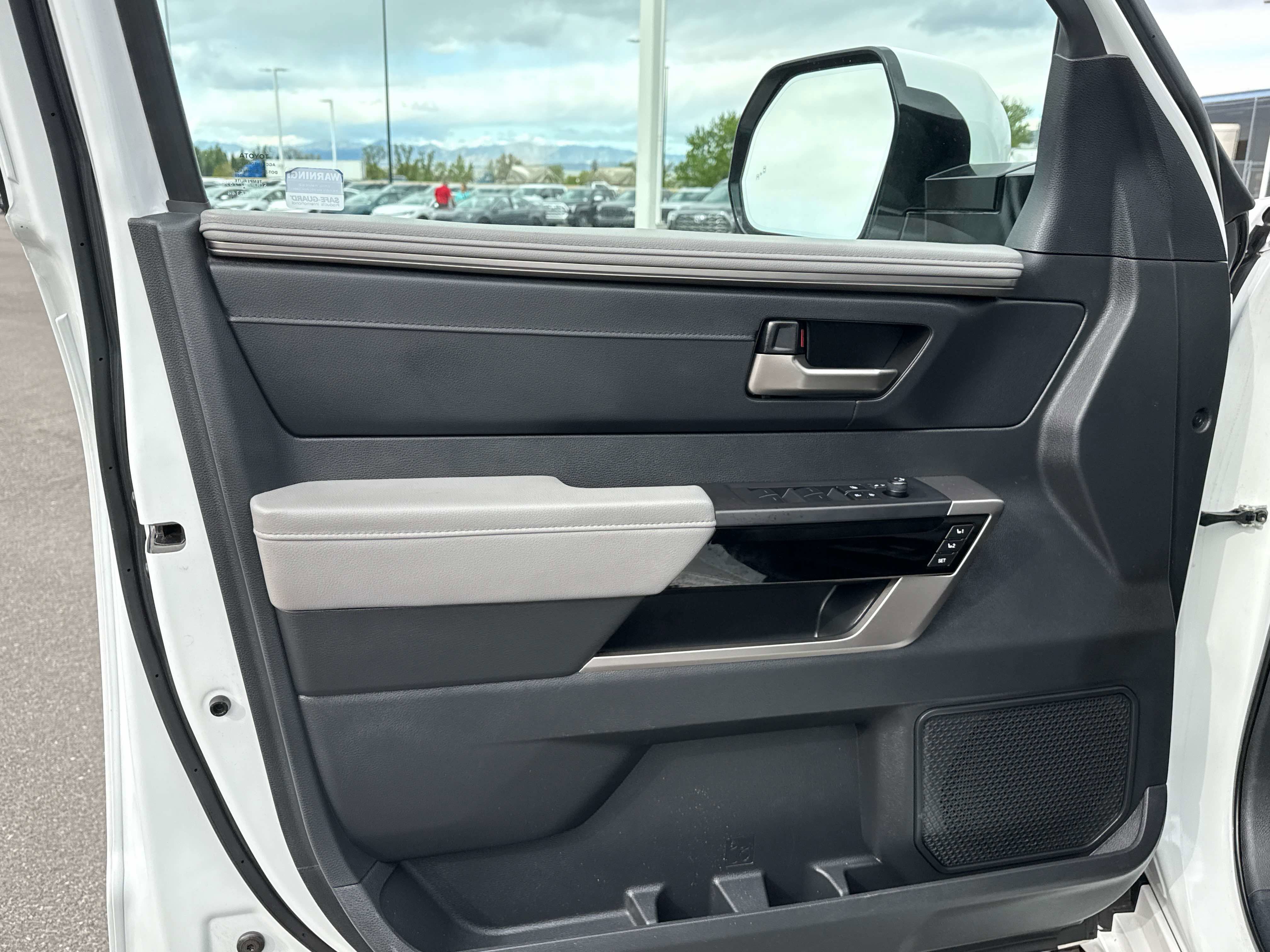 2024 Toyota TUNDRA 4X4 Limited
