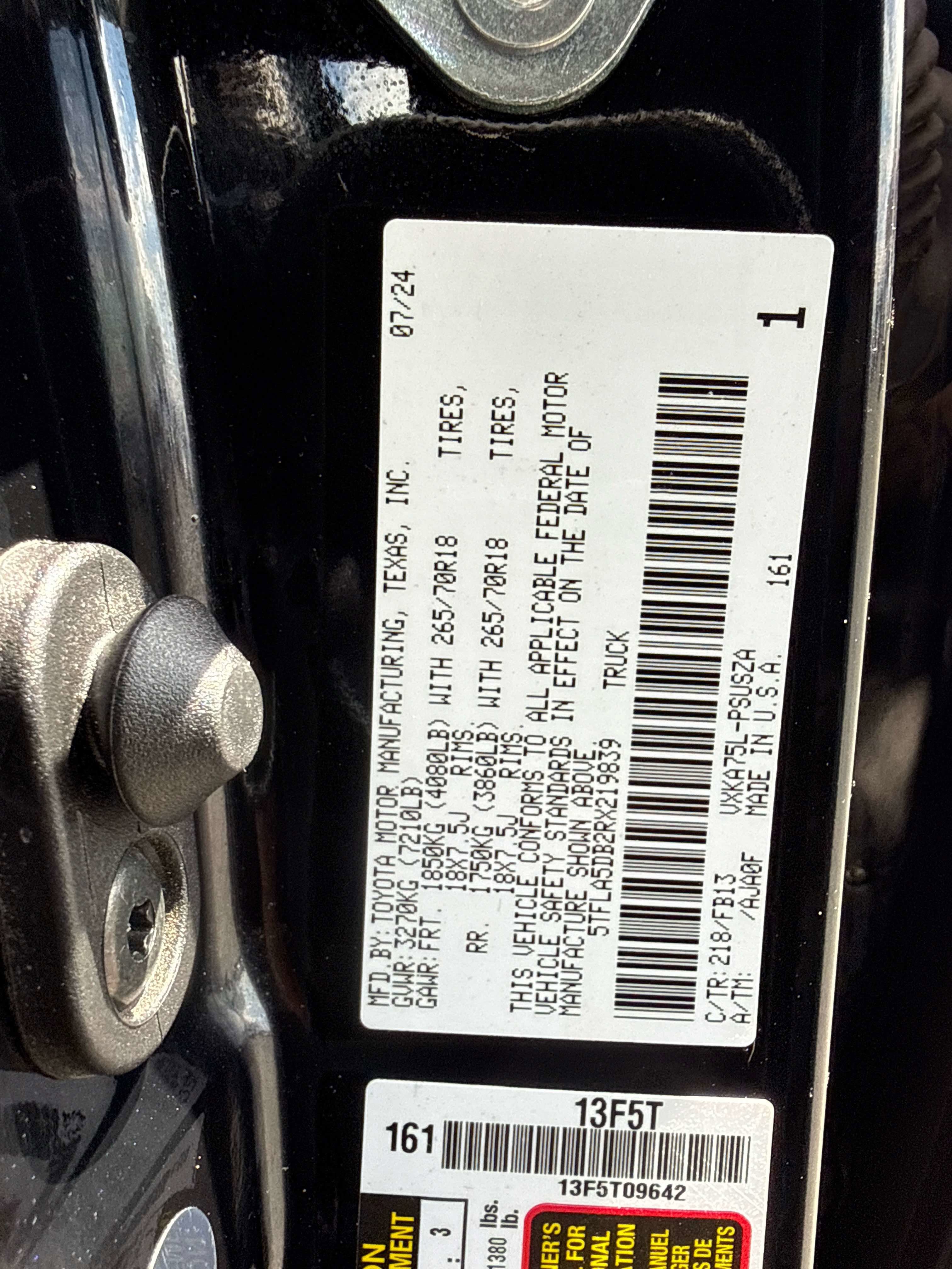 2024 Toyota TUNDRA 4X4 SR5