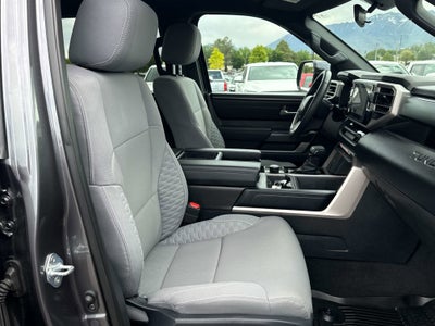 2025 Toyota TUNDRA 4X4 SR5