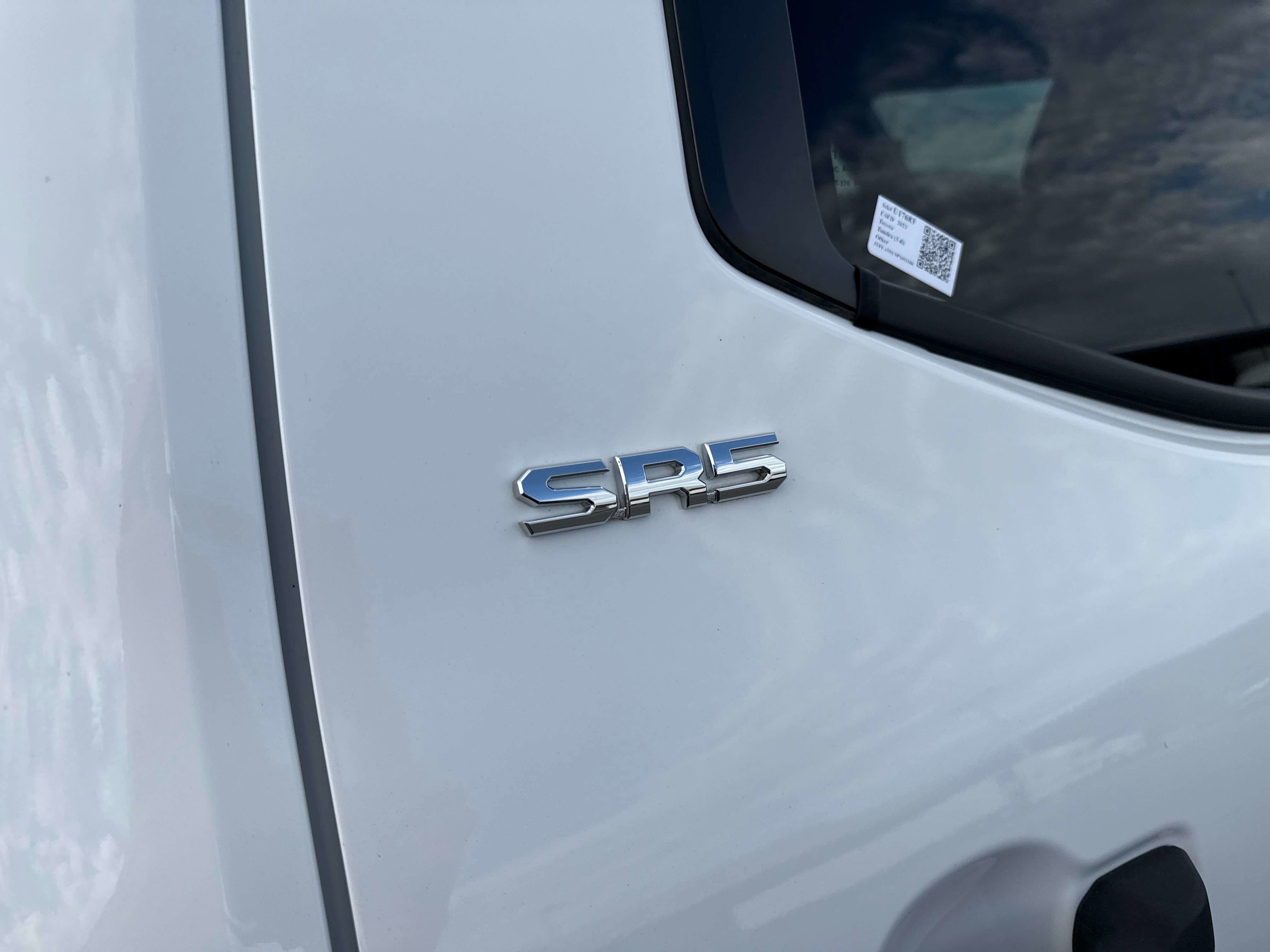 2023 Toyota TUNDRA 4X4 SR5