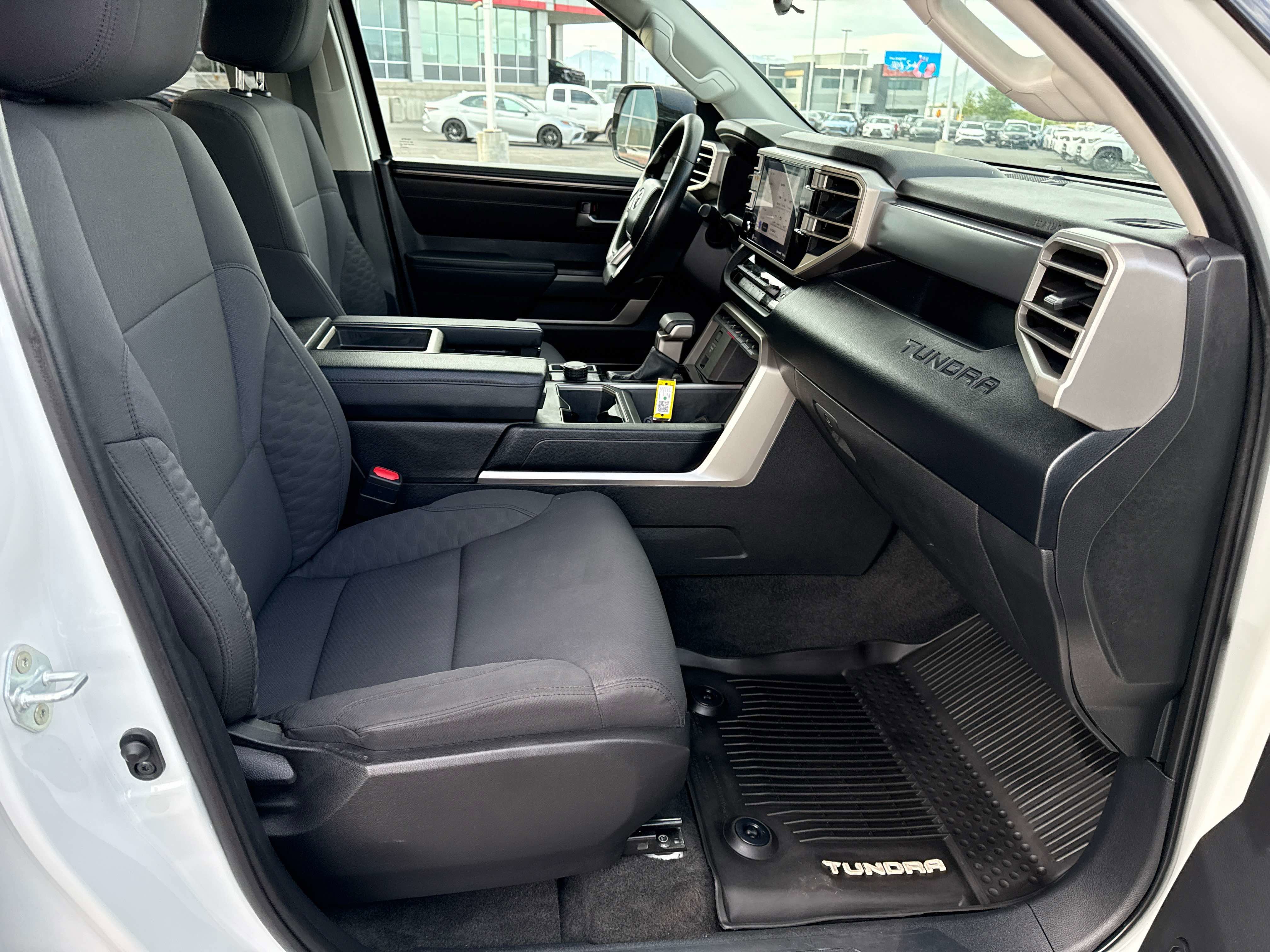 2023 Toyota TUNDRA 4X4 SR5