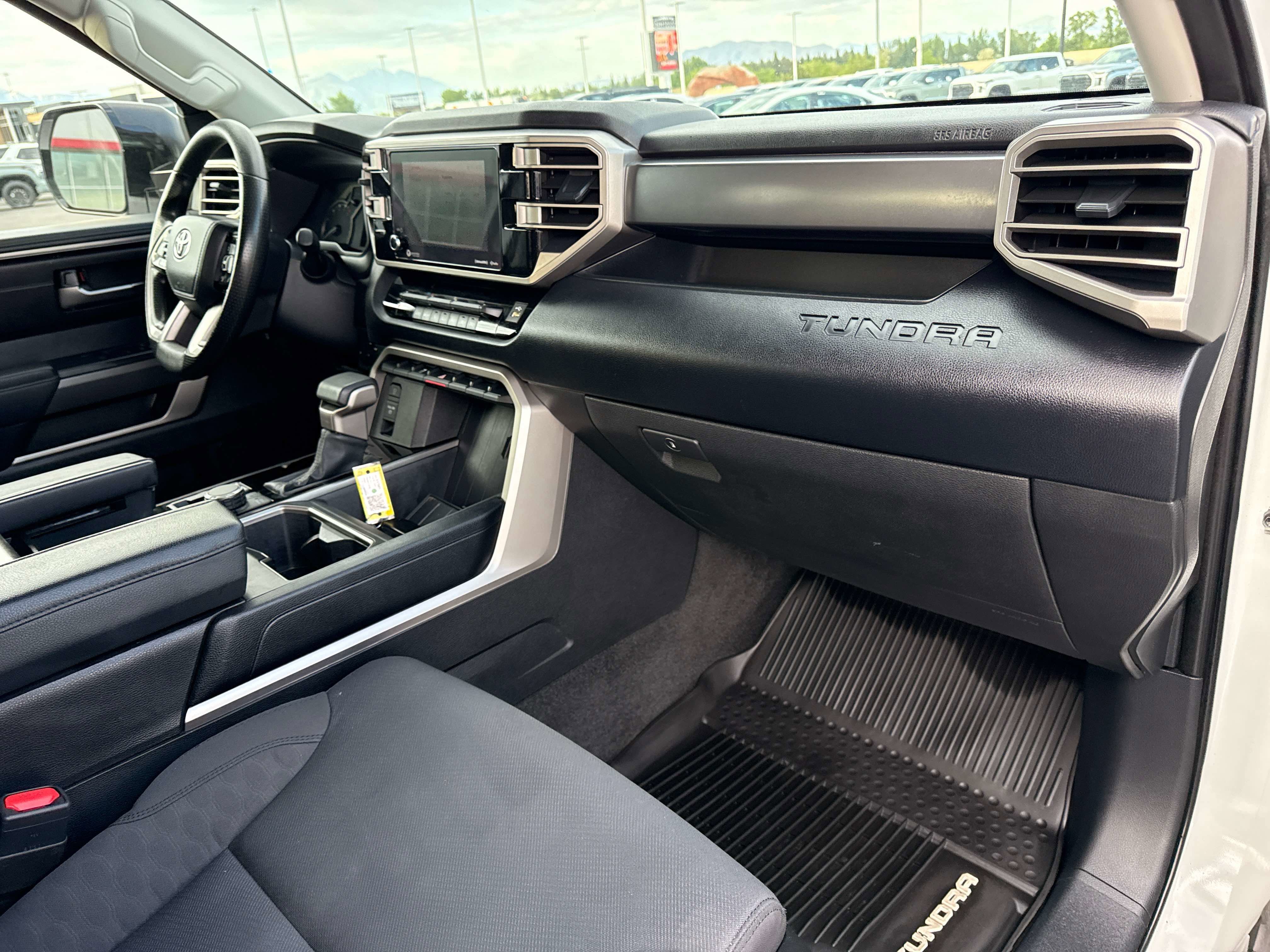 2023 Toyota TUNDRA 4X4 SR5