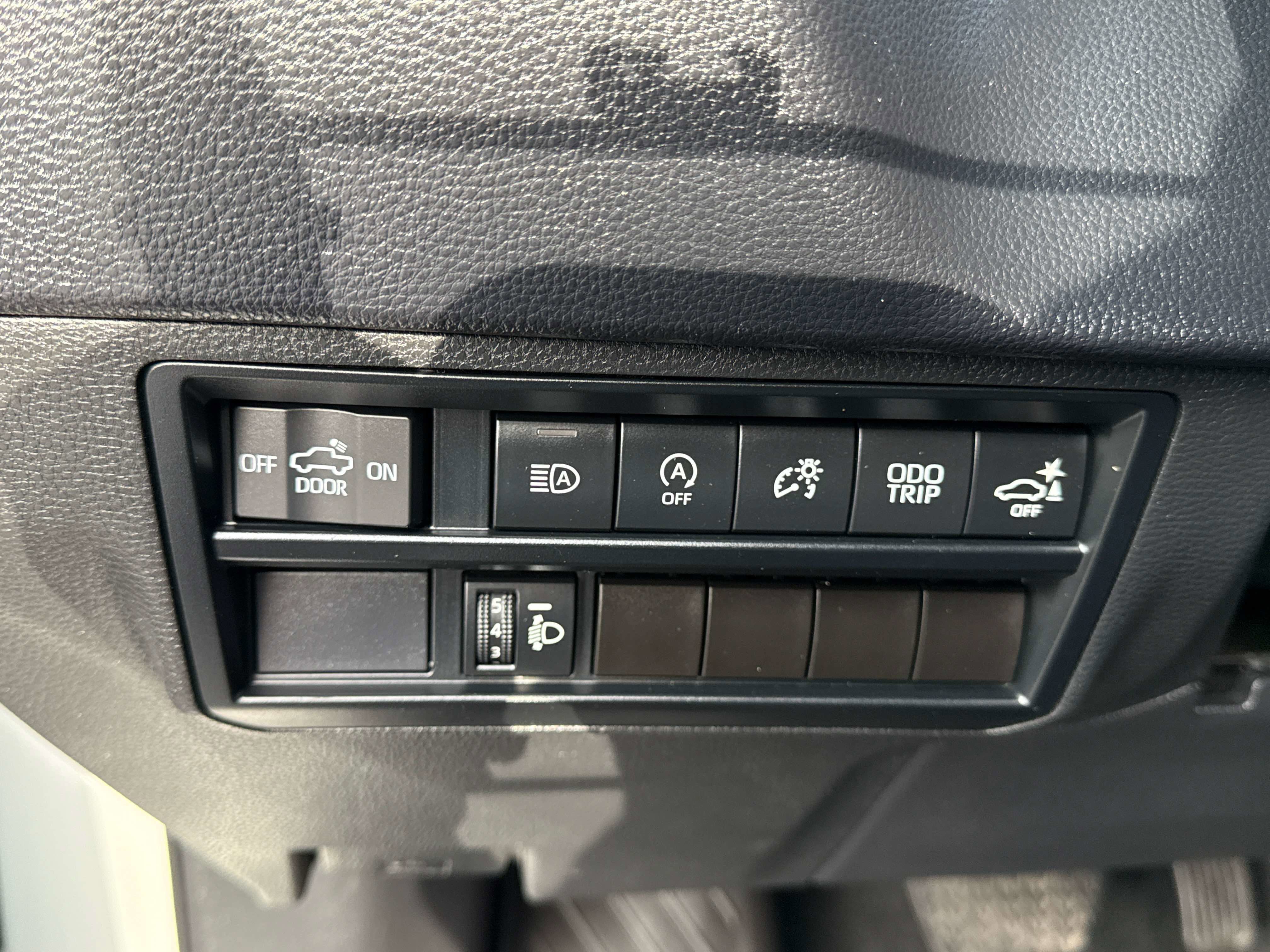 2023 Toyota TUNDRA 4X4 SR5