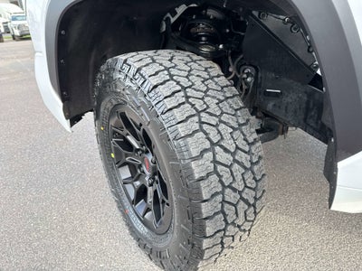 2023 Toyota TUNDRA 4X4 SR5